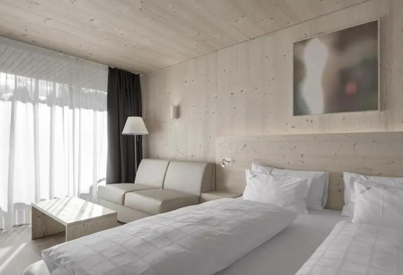 Comfort room with balcony, Gardenazza