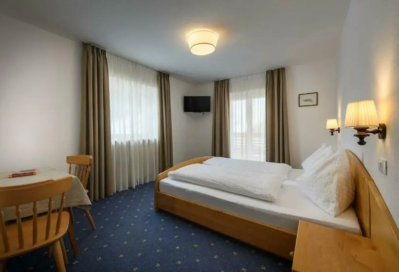 Standard-huone Parveke, Garni August