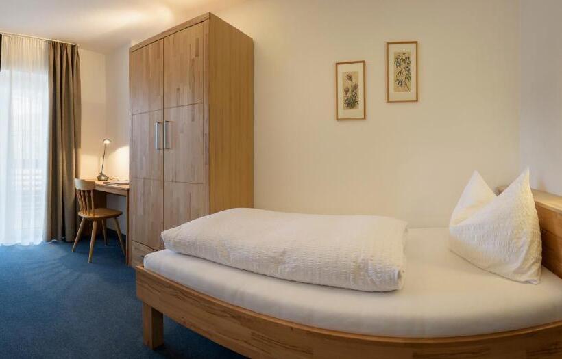 シングルデラックスルーム, Garni August