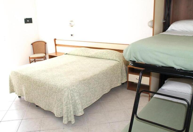 4인용 스탠다드 룸, I 4 Assi