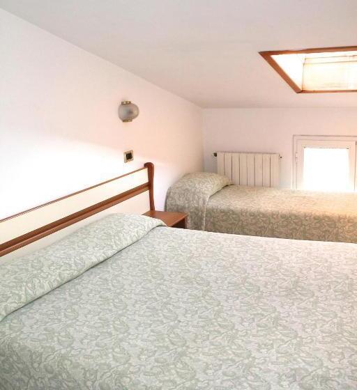 이코노미 룸, I 4 Assi