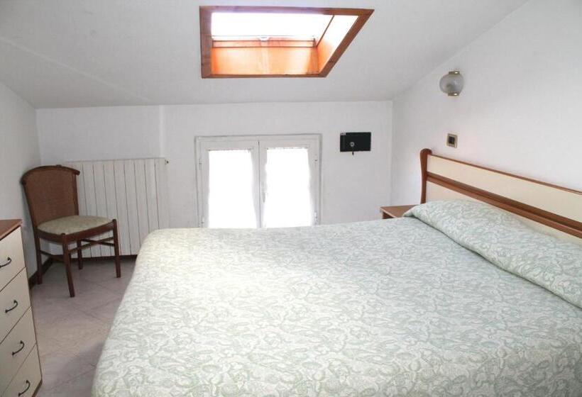 이코노미 룸, I 4 Assi