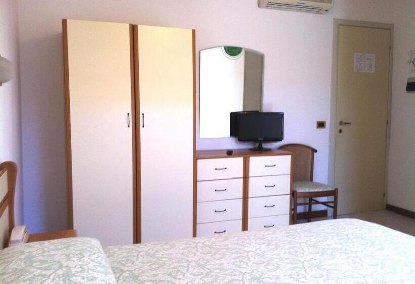 이코노미 룸, I 4 Assi