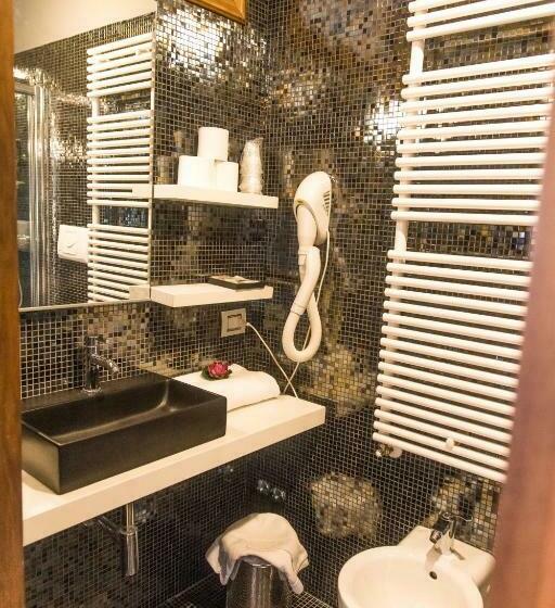 标准间, Locanda Da Piero