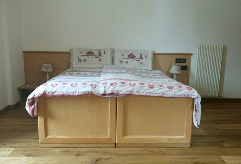 اتاق استاندارد, Meublè Rosalpina