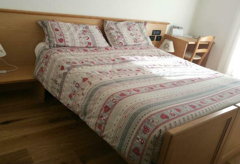 اتاق استاندارد, Meublè Rosalpina