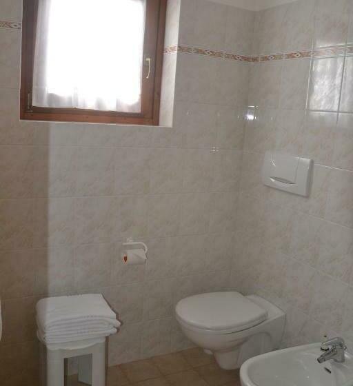 اتاق استاندارد, Meublè Rosalpina