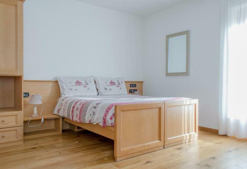 اتاق استاندارد, Meublè Rosalpina