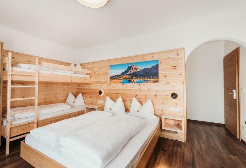 חדר משפחתי, Pension Sonnenhof