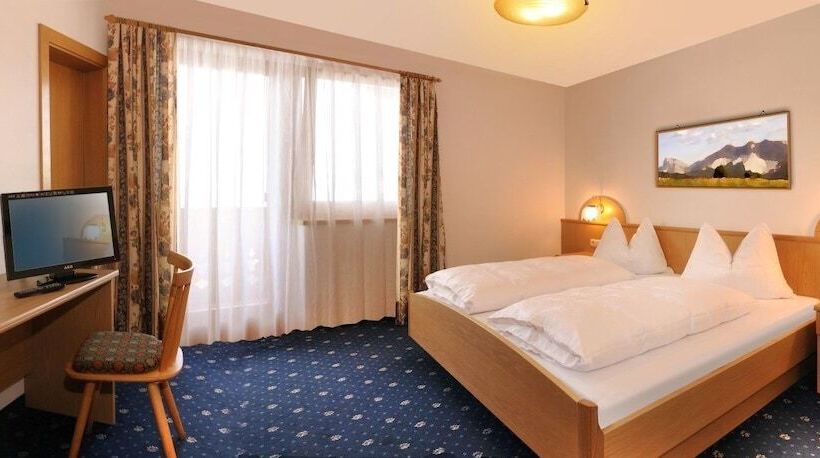 חדר משפחתי, Pension Sonnenhof