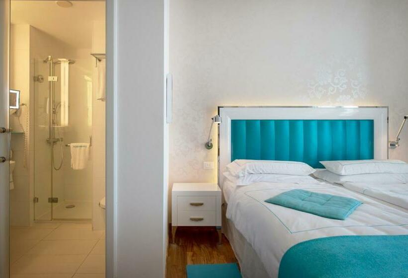 Номер Стандарт, Piccolo Grand