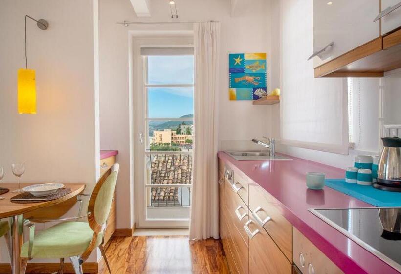 Люкс, Piccolo Grand