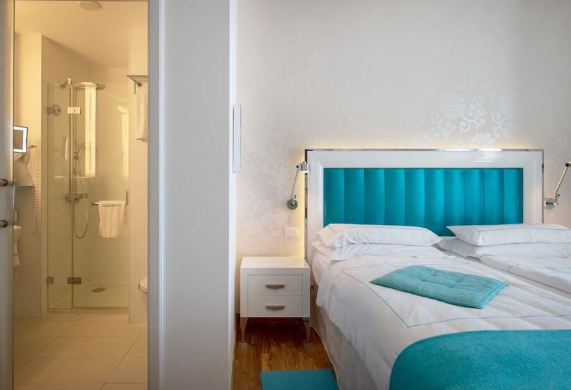 Номер Стандарт, Piccolo Grand