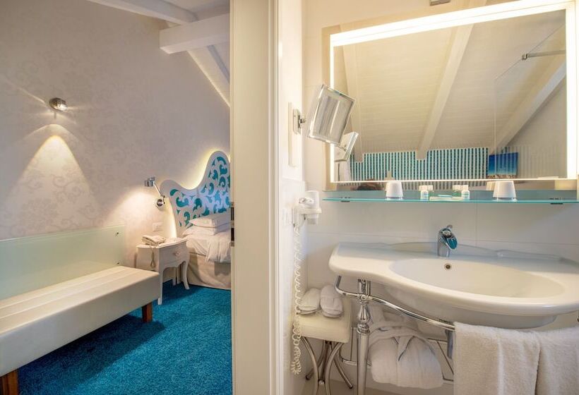 Люкс, Piccolo Grand