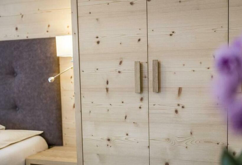 Номер Стандарт, Runcac