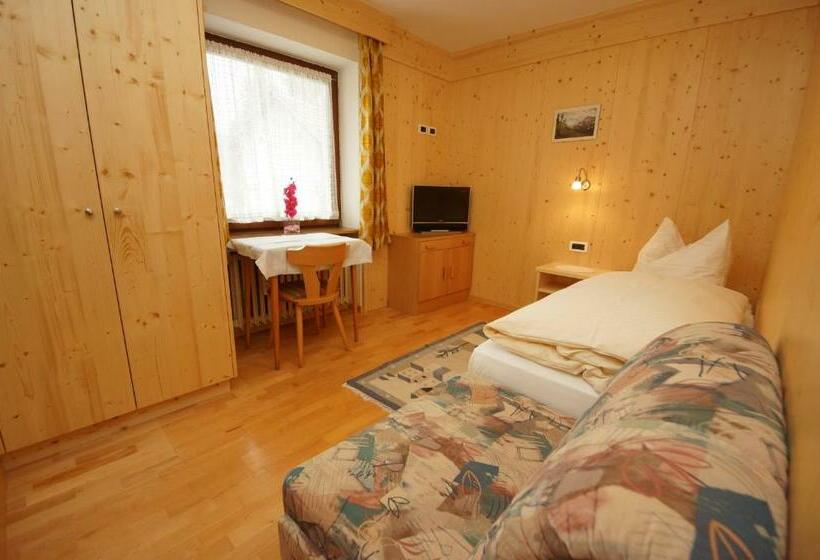 Номер Стандарт Индивидуальный, Runcac