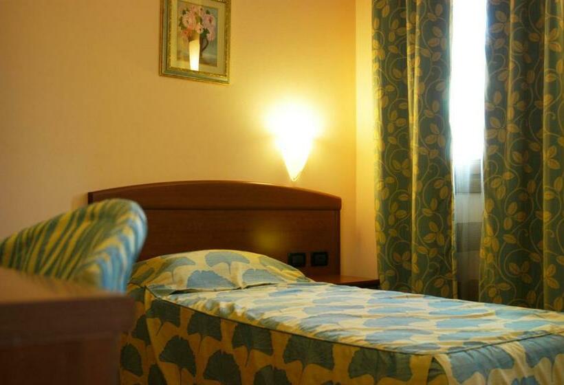 غرفة قياسية فردية, San Paolo