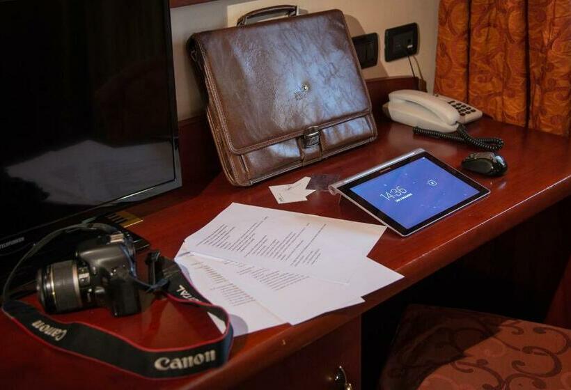 غرفة قياسية, San Paolo