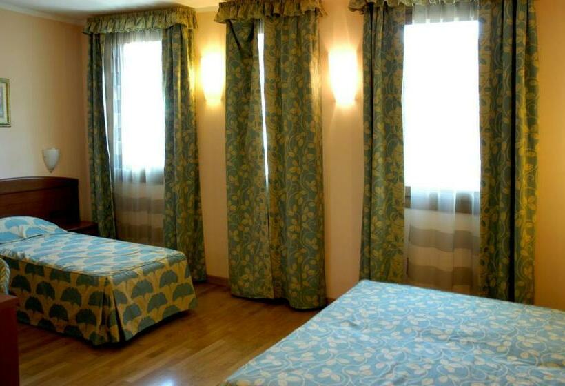 غرفة قياسية, San Paolo