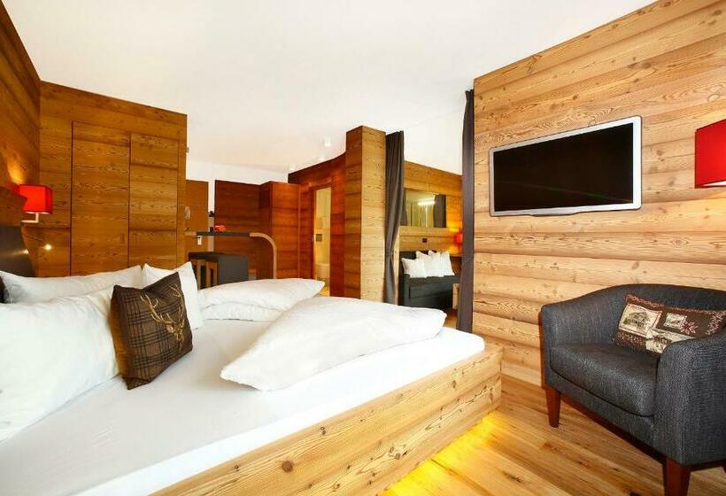 سوییت جونیور با بالکن, Valpudra