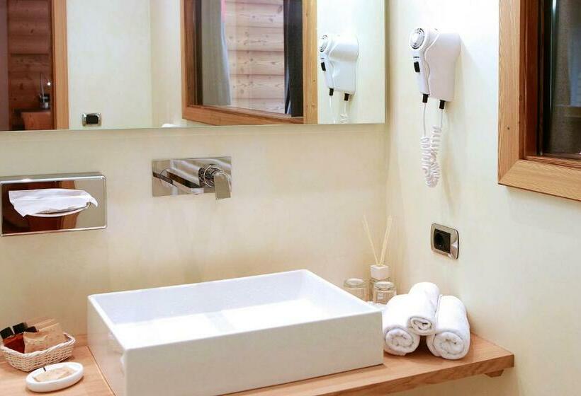 سوییت جونیور با بالکن, Valpudra