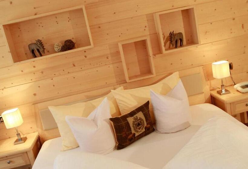 اتاق استاندارد با بالکن, Valpudra