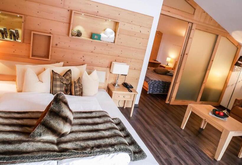 سوییت با چشمانداز کوه, Valpudra