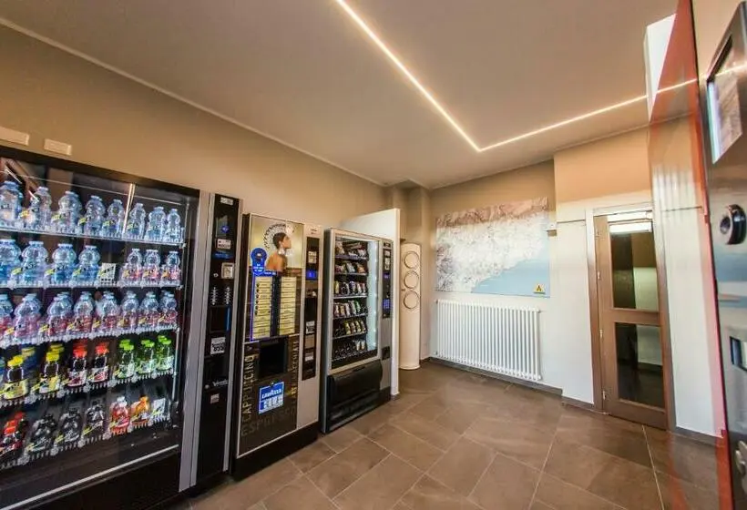 استودیوی استاندارد, Ligure Residence