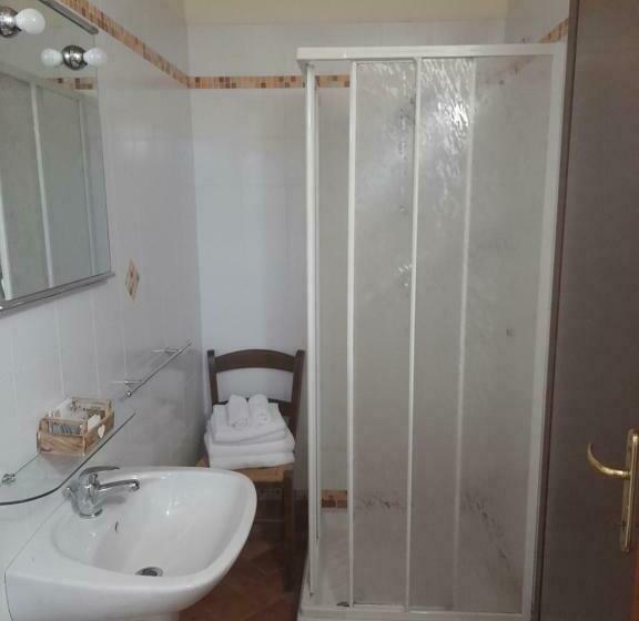 标准三人间, Poggio Desto Bed & Breakfast