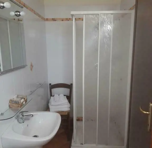 Standard Kolmen Hengen Huone, Poggio Desto Bed & Breakfast