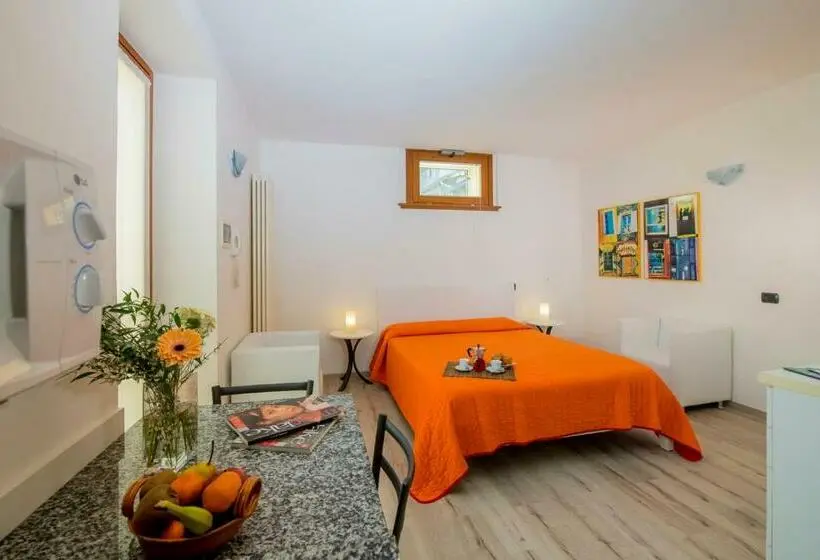 Standard-studio, Il Borgo
