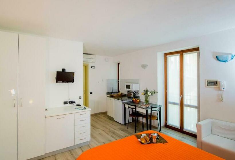 スタンダードスタジオ, Il Borgo