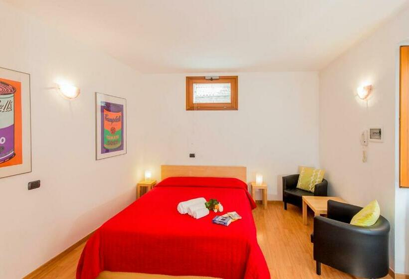 スタンダードスタジオ, Il Borgo