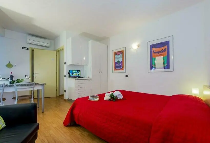 Standard-studio, Il Borgo