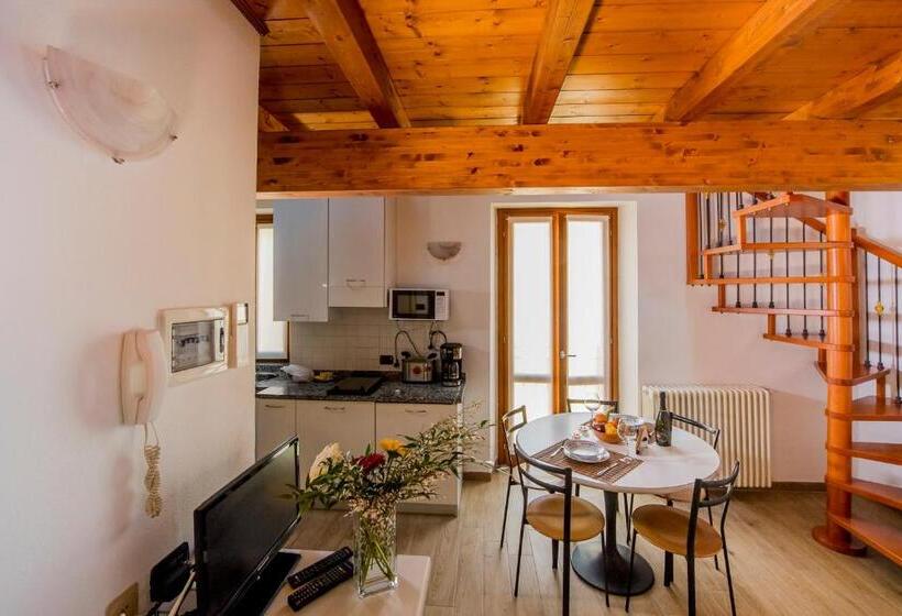 Апартаменты 1 Спальня, Il Borgo