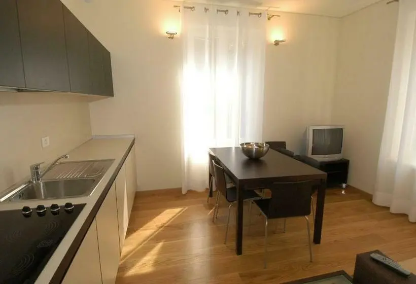 Sviitti Puutarhanäkymä, Residence Il Fortino