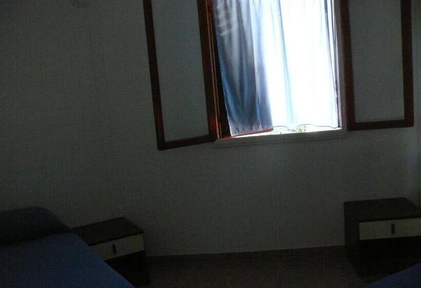 스탠다드 방갈로, Residence Il Fortino