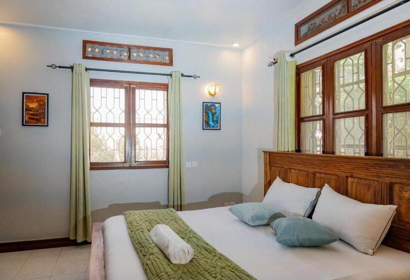 اتاق استاندارد با تخت بزرگ, Green Square Grove