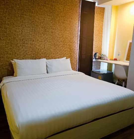 Kertre Néző Standard Szoba, ๋jongluxpakdee โรงแรมจงรักษ์พักดี