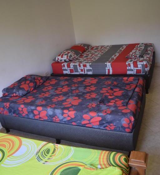 豪华家庭房间, Apolo Jf