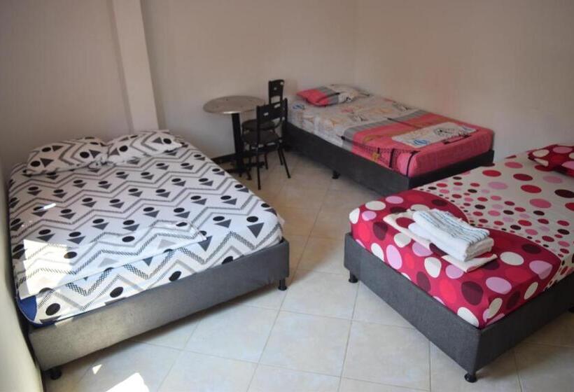 豪华家庭房间, Apolo Jf