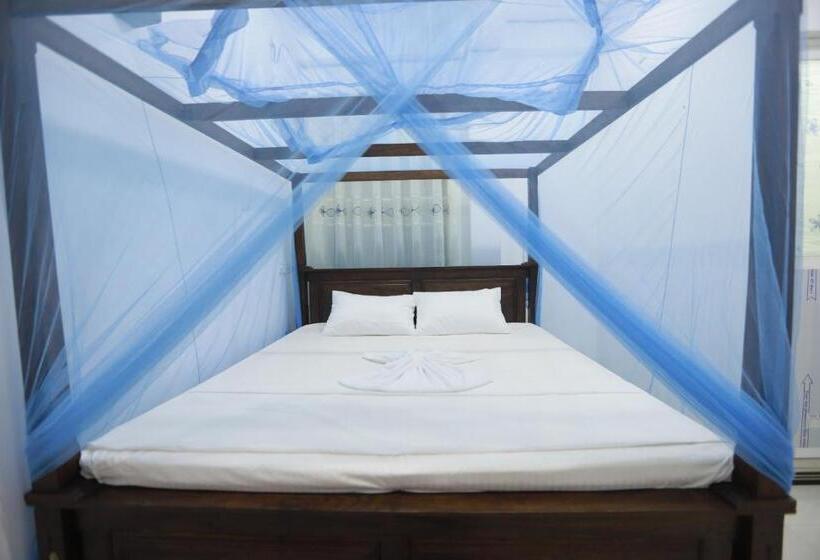 غرفة ديلوكس مزودة بشرفة, Surfside Retreat Weligama