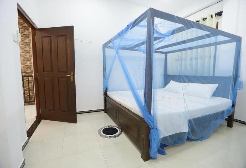 Номер Deluxe с Балконом, Surfside Retreat Weligama