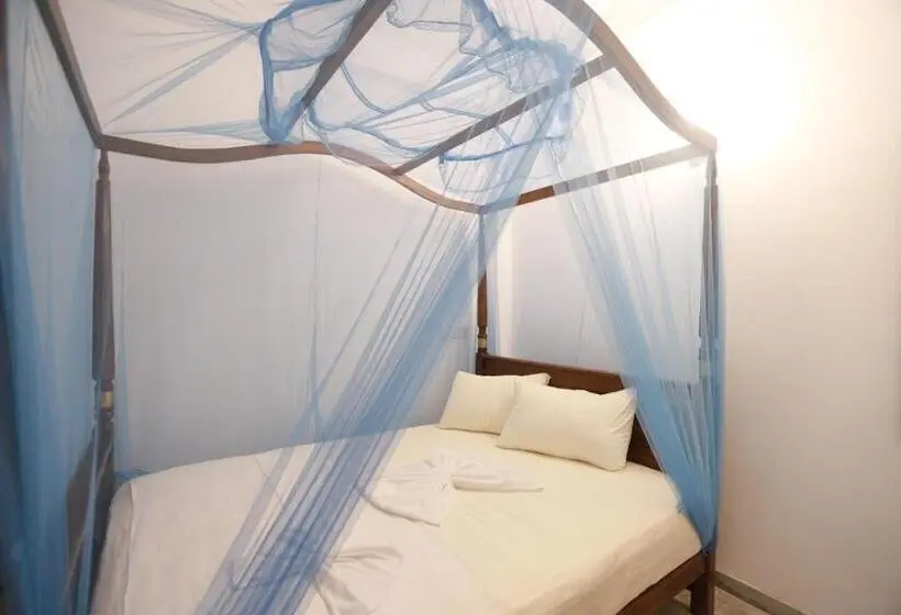 スタンダードルーム, Surfside Retreat Weligama