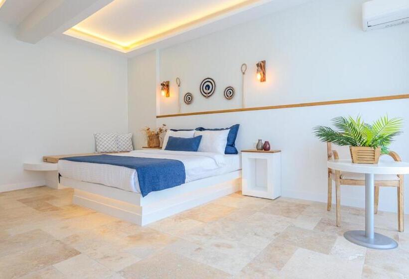 Номер Deluxe Кровать Кинг, Mavi Cam Hotel Ayvalik