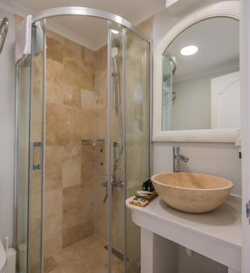 Люкс, Mavi Cam Hotel Ayvalik