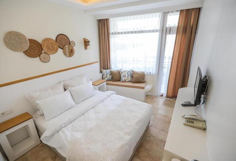 Номер Стандарт Вид на Море, Mavi Cam Hotel Ayvalik