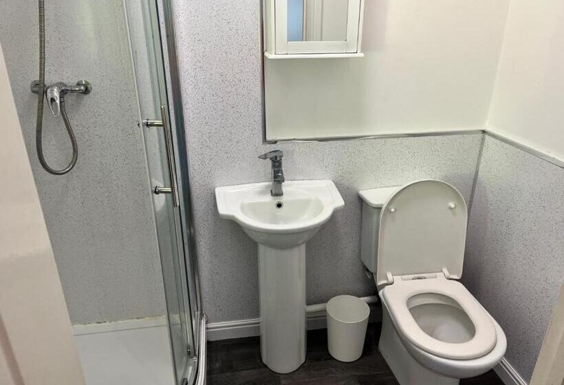 标准间, Rose House