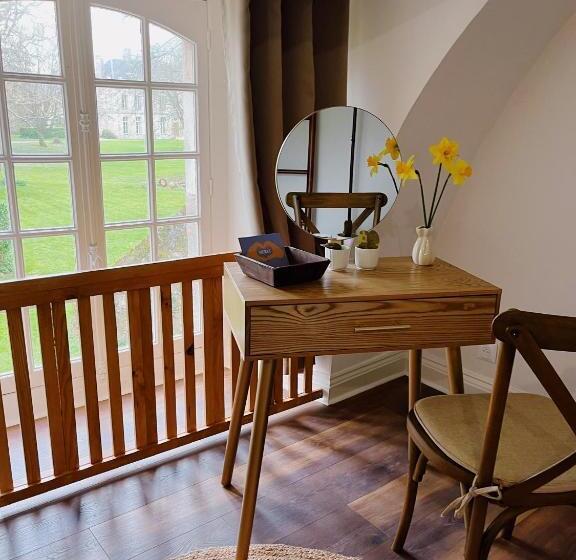 חדר אקונומי לארבעה, Abbaye De Blanchelande