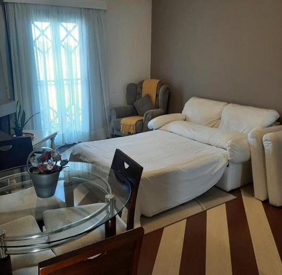 Apartamento 1 Dormitório com Vistas, Home Green   Um Castelo Na Montanha 2124